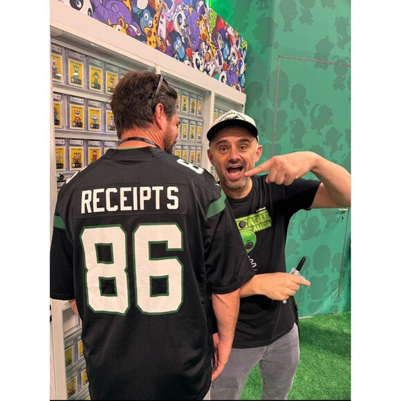 Gary Vaynerchuk Autograph - Picture 4 of 5